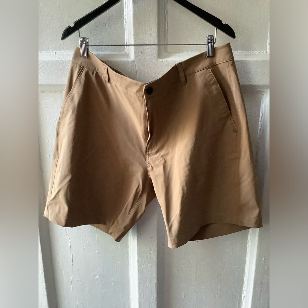 Vuori Man’s Shorts